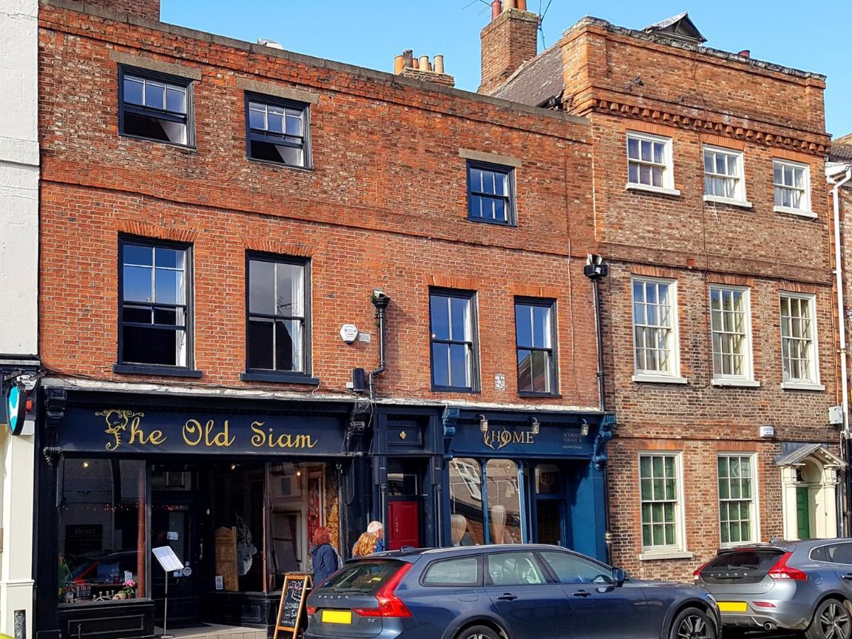 Maison Parfaite Yo1 - Exquisite 400 Year Old, City Centre Townhouse York Zewnętrze zdjęcie