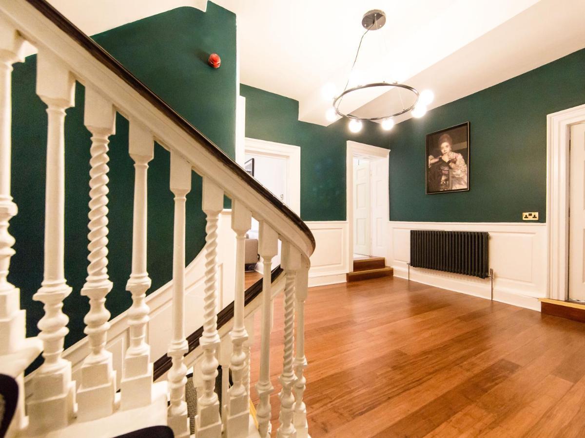Maison Parfaite Yo1 - Exquisite 400 Year Old, City Centre Townhouse York Zewnętrze zdjęcie