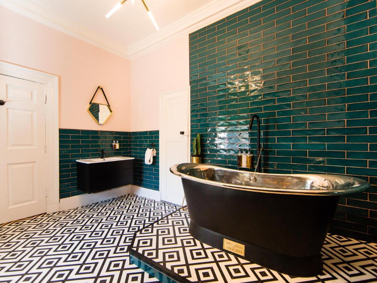 Maison Parfaite Yo1 - Exquisite 400 Year Old, City Centre Townhouse York Zewnętrze zdjęcie
